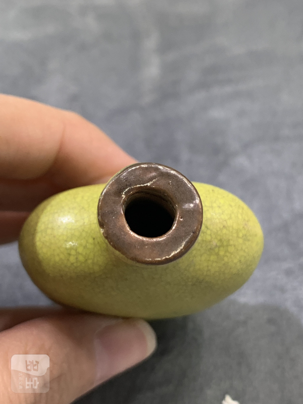 清晚期茶叶末釉鼻烟壶 - 图6